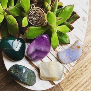 Zodiac Crystal Stone Virgo Set